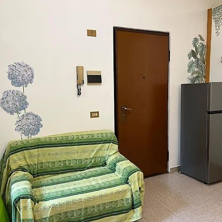 La Tana Moderna Apartment Piacenza Bagian luar foto